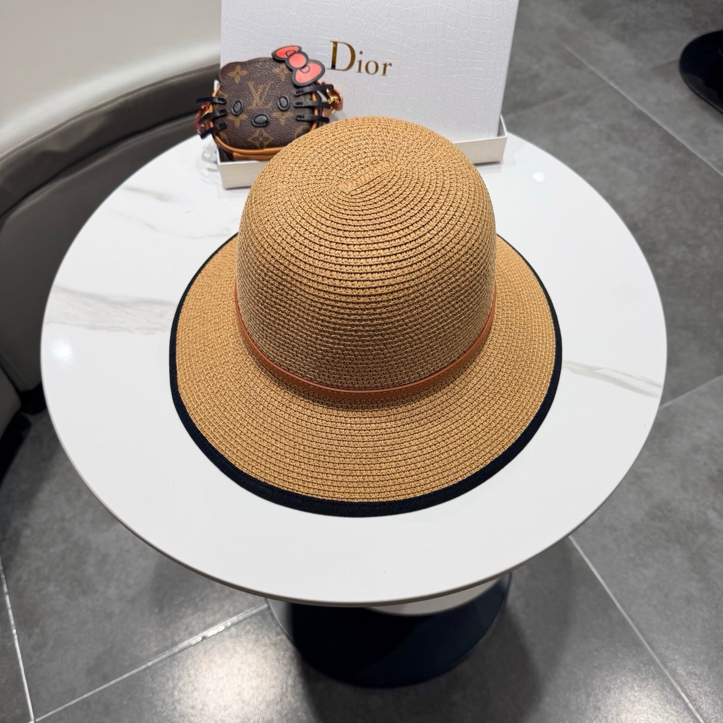 D-Cap
