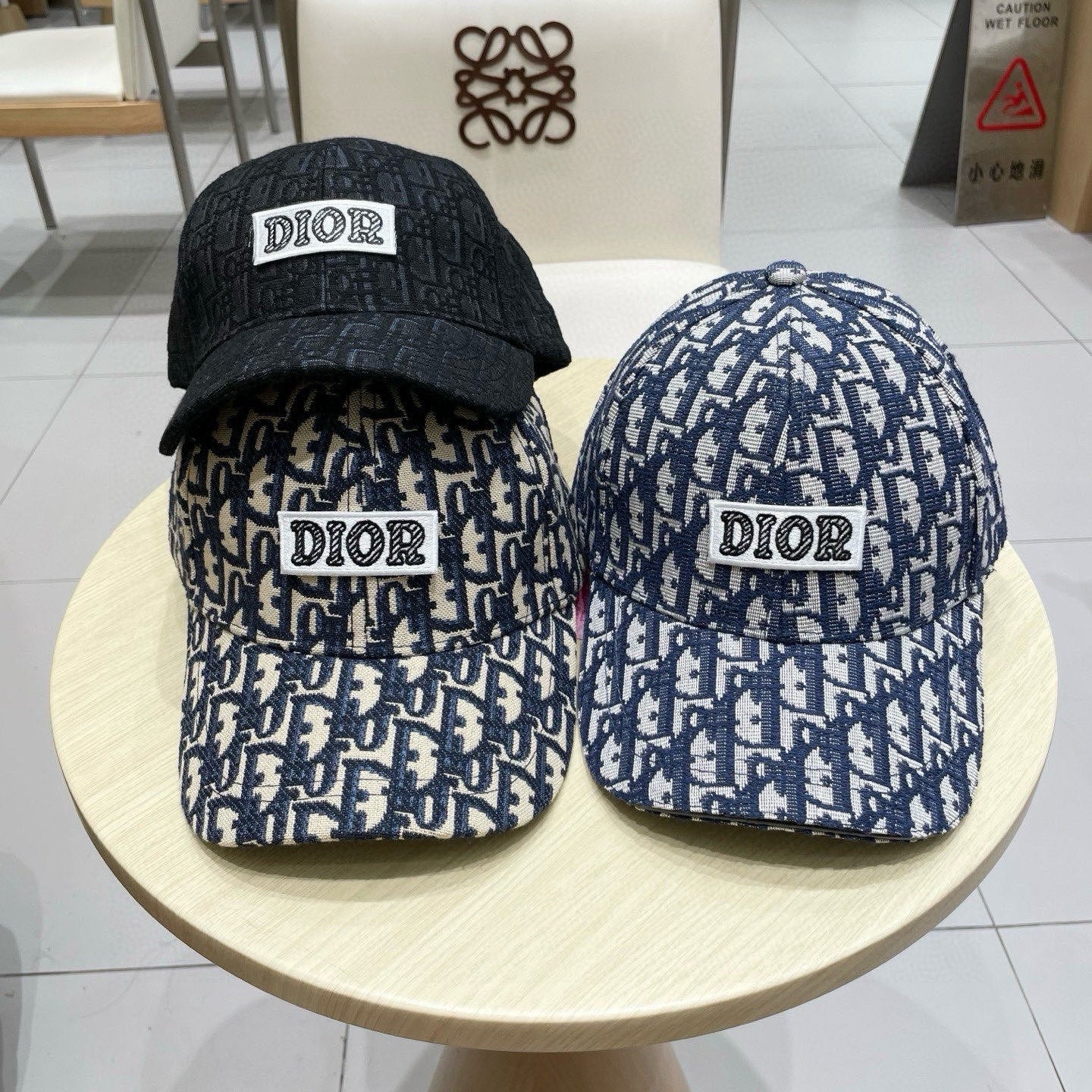 D-Cap