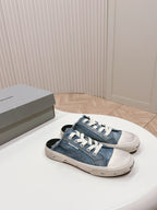 B-Sneakers