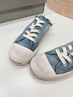 B-Sneakers