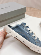 B-Sneakers