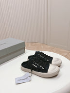 B-Sneakers
