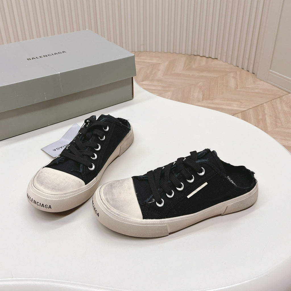 B-Sneakers