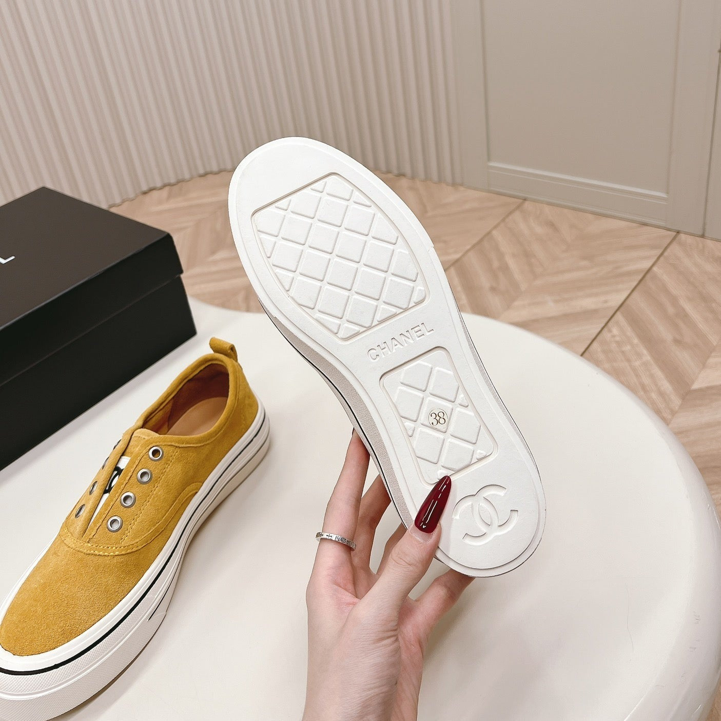 C-Sneakers