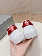 P-Sneakers