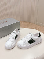 P-Sneakers