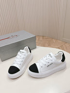 P-Sneakers