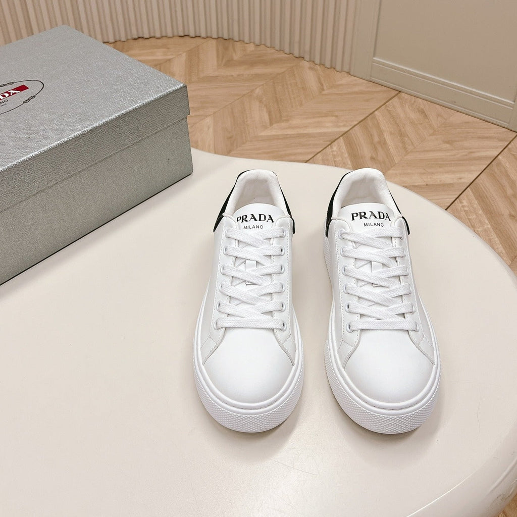 P-Sneakers