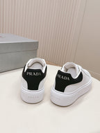 P-Sneakers