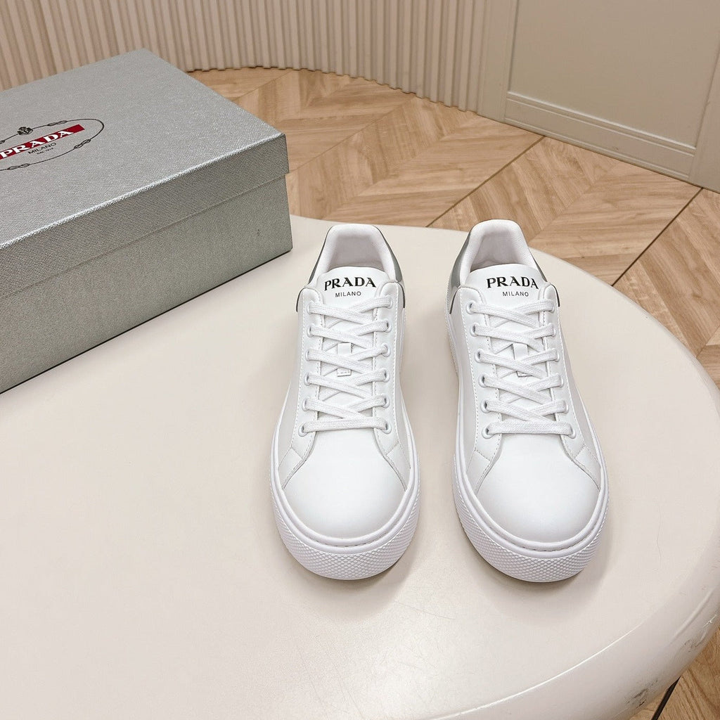 P-Sneakers