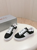 P-Sneakers