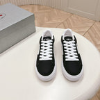 P-Sneakers