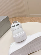 P-Sneakers