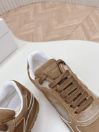 P-Sneakers