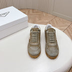 P-Sneakers