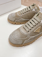 P-Sneakers
