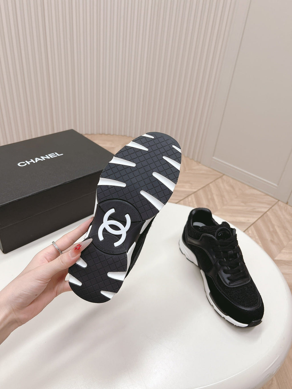 C-Sneakers