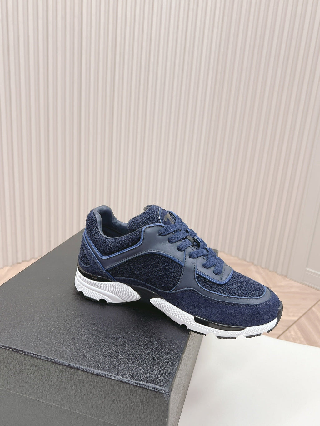 C-Sneakers