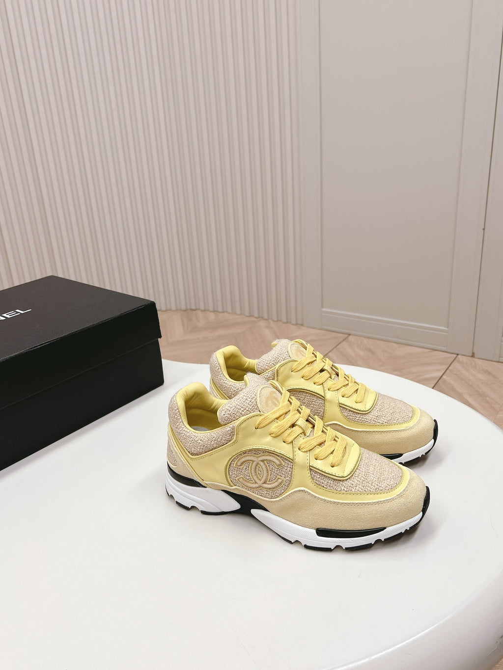 C-Sneakers