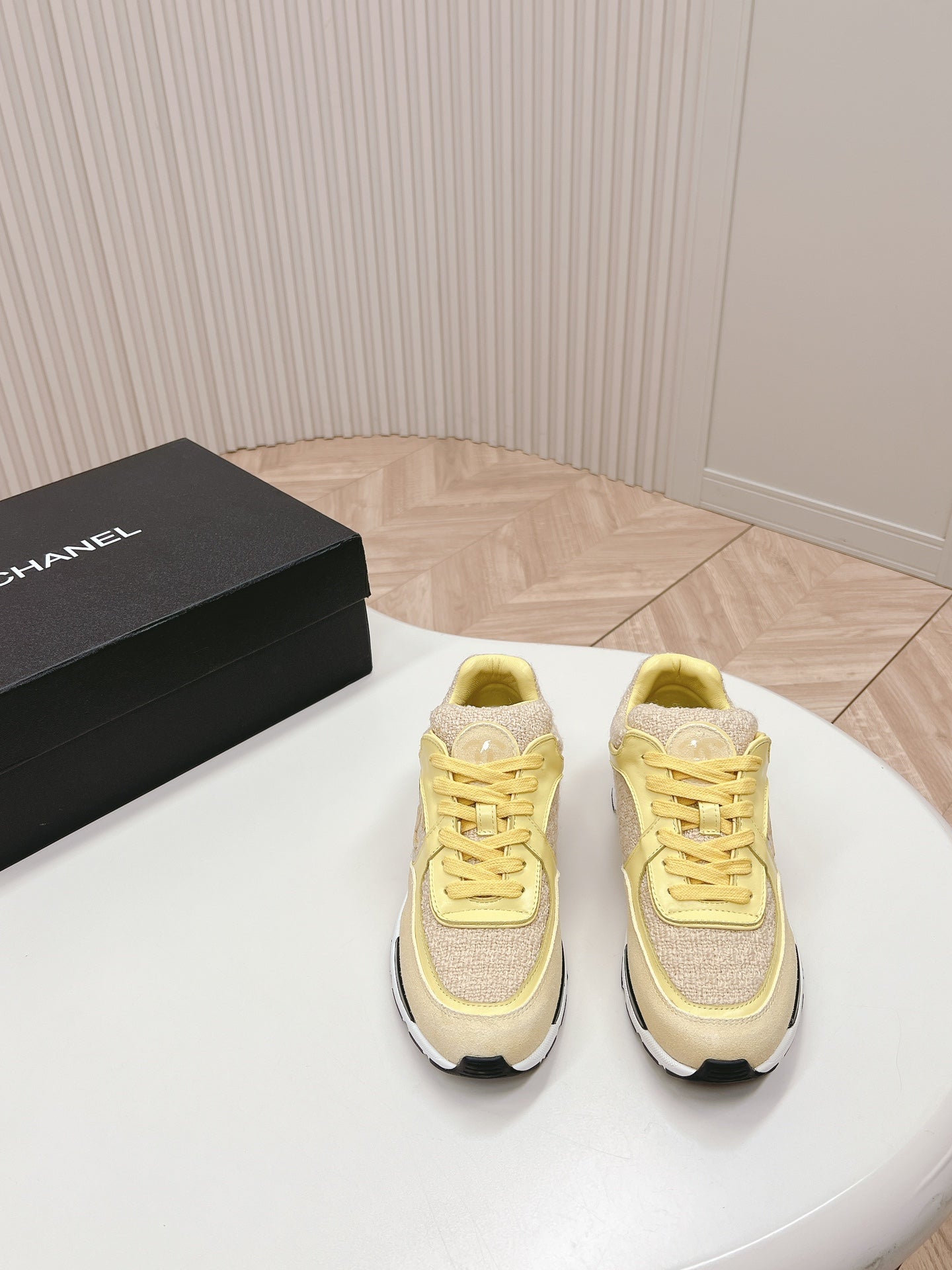 C-Sneakers