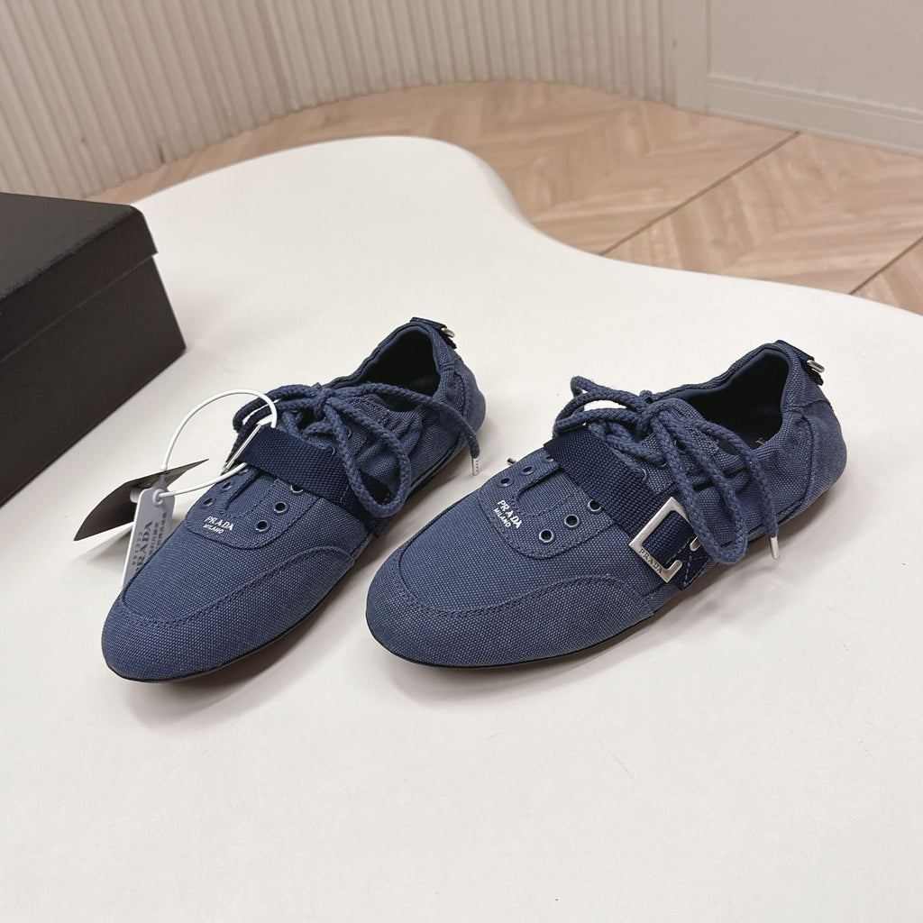 P-Sneakers