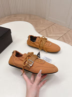 P-Sneakers