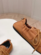 P-Sneakers