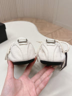 P-Sneakers