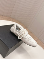 P-Sneakers