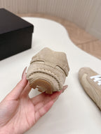 P-Sneakers