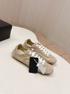 P-Sneakers