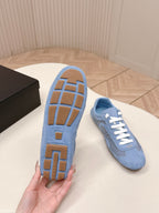 P-Sneakers