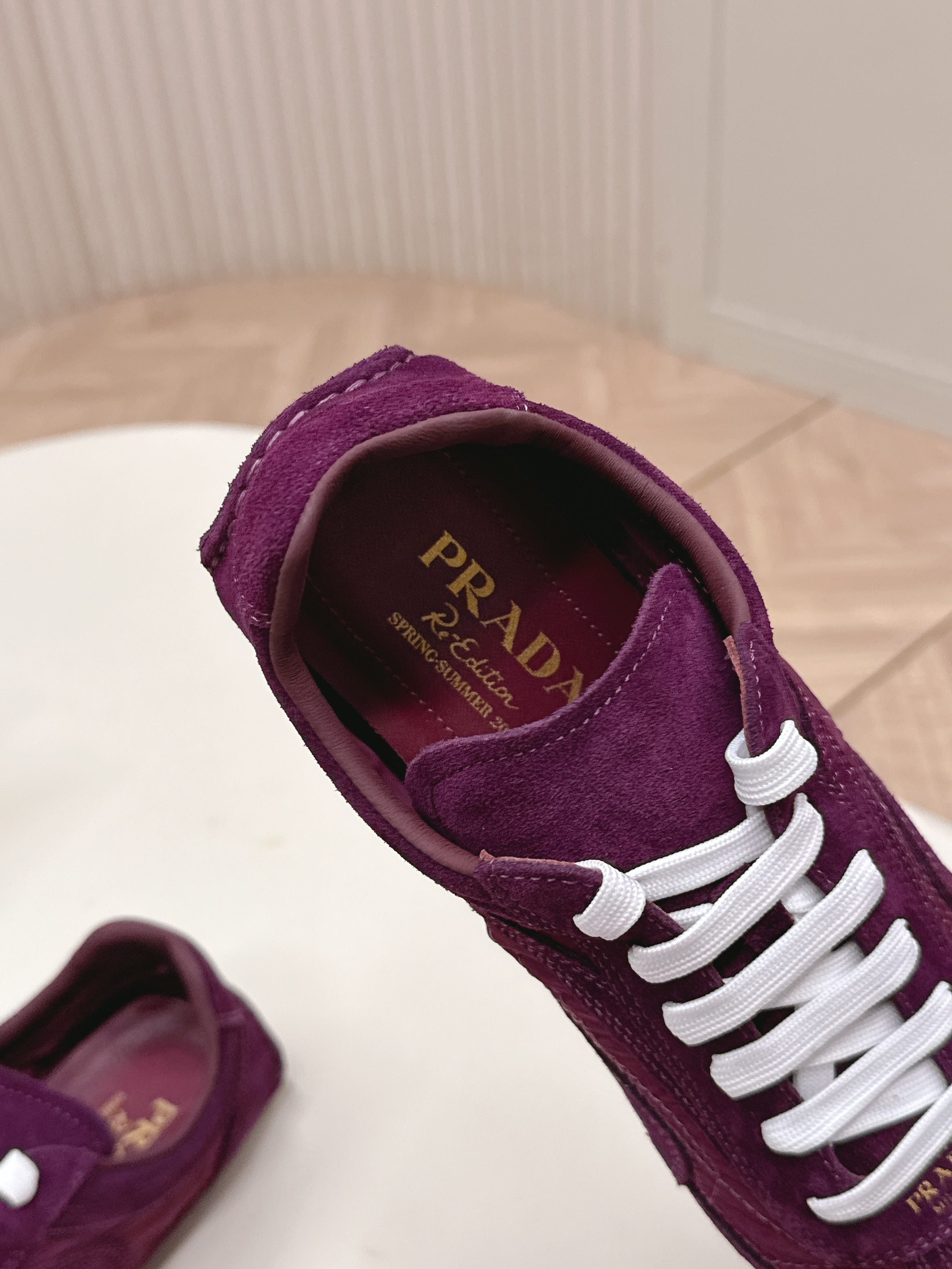 P-Sneakers