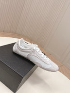 P-Sneakers