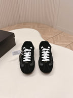 P-Sneakers