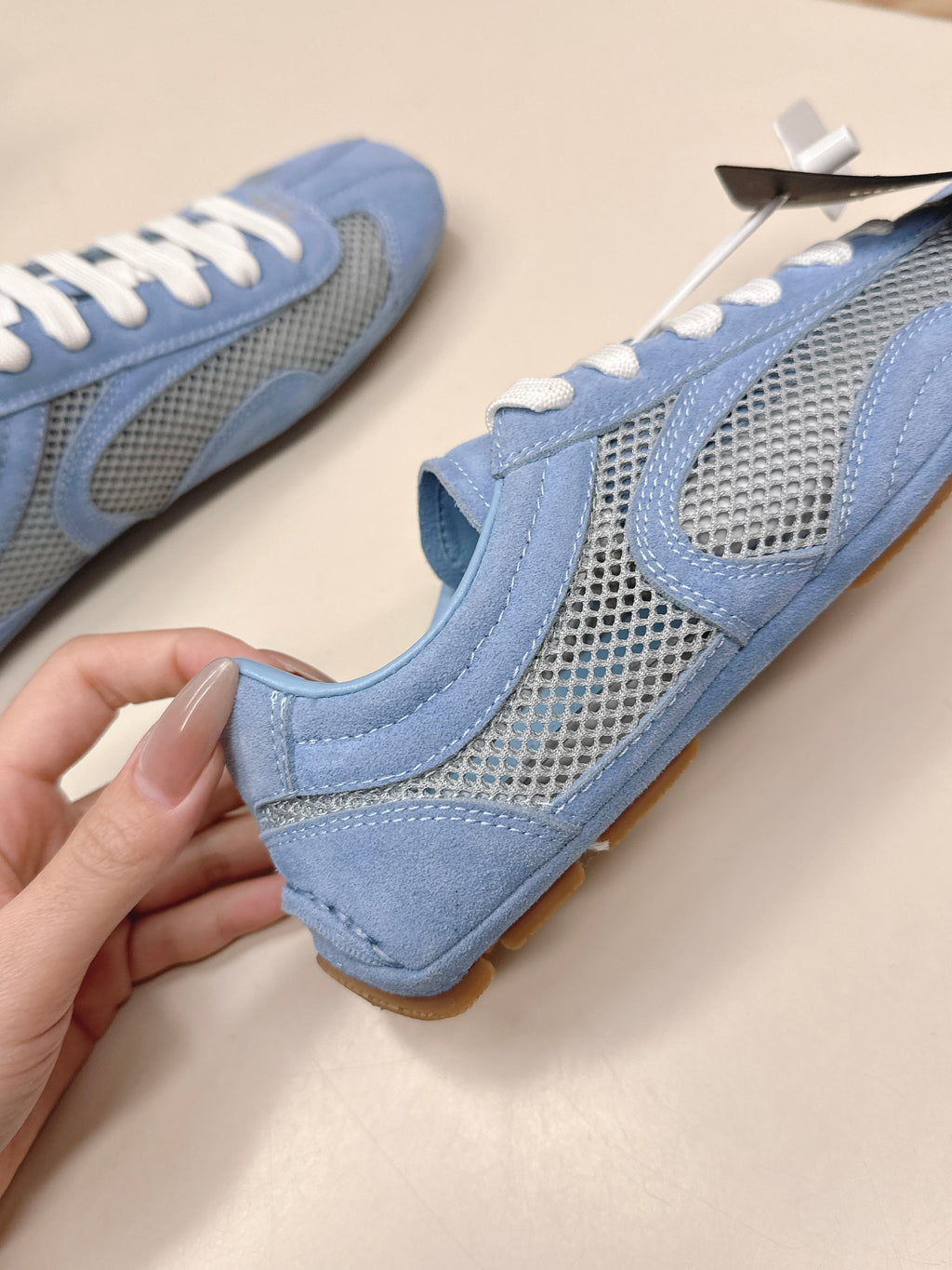 P-Sneakers