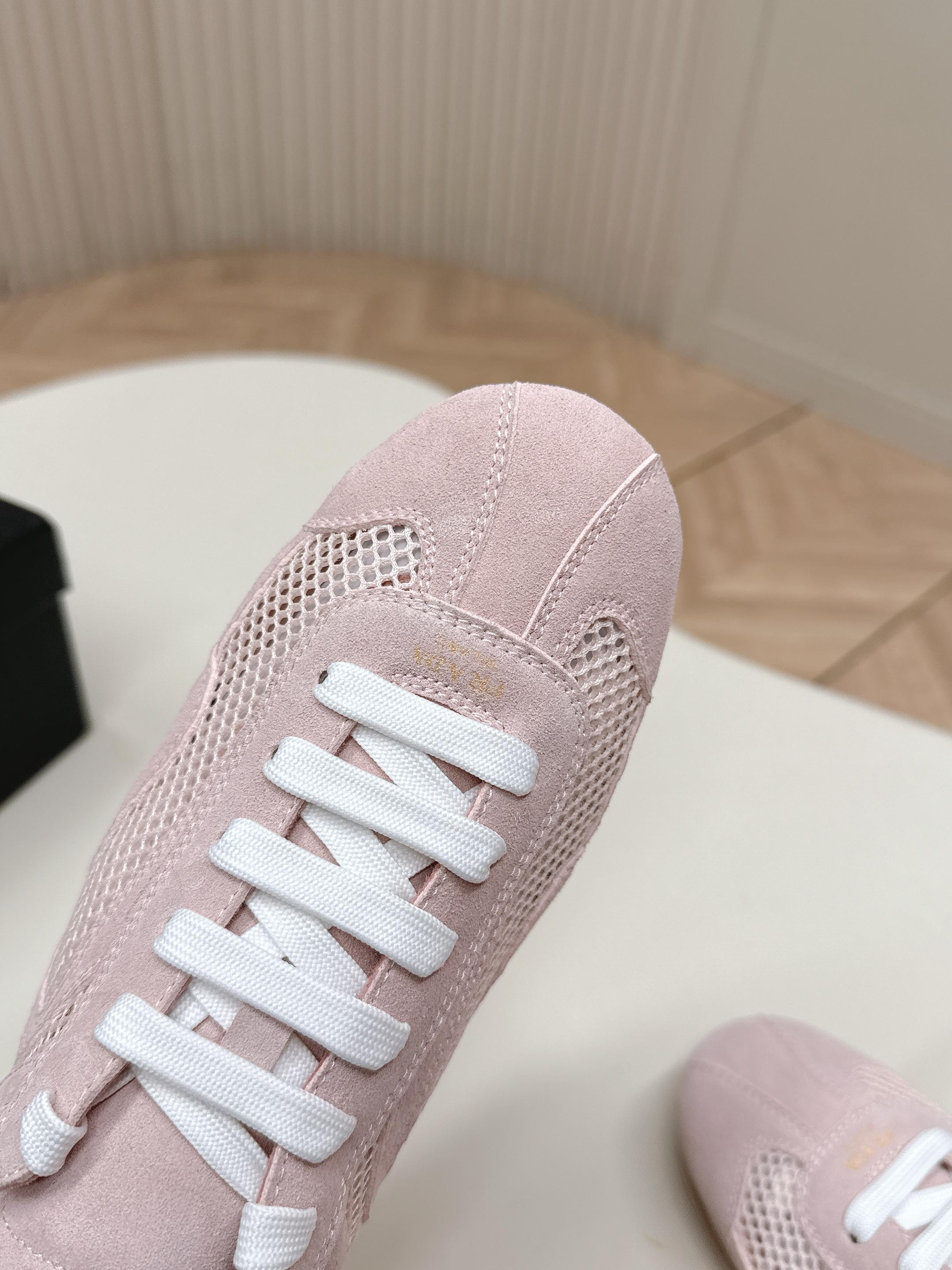 P-Sneakers