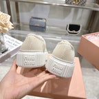 M-Sneakers