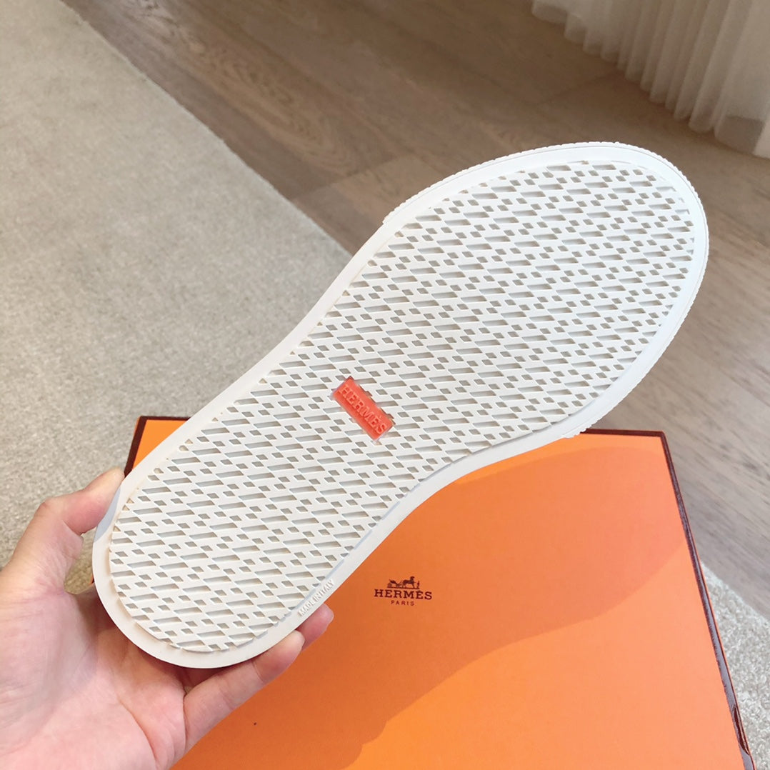 A-Sneakers