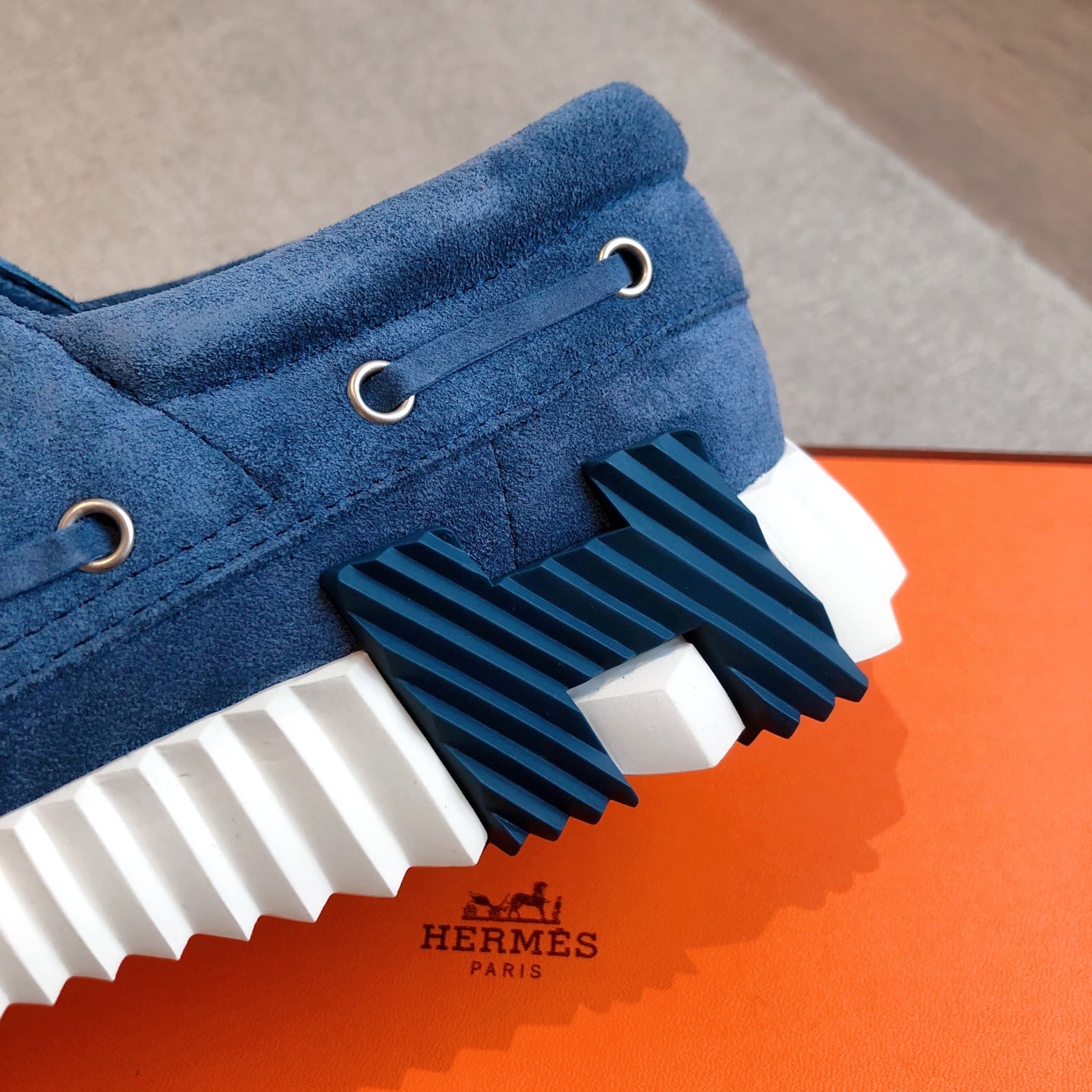A-Sneakers