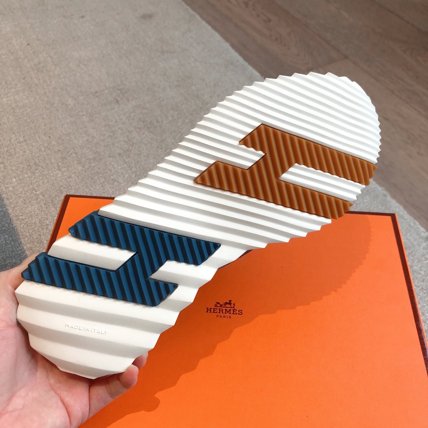 A-Sneakers
