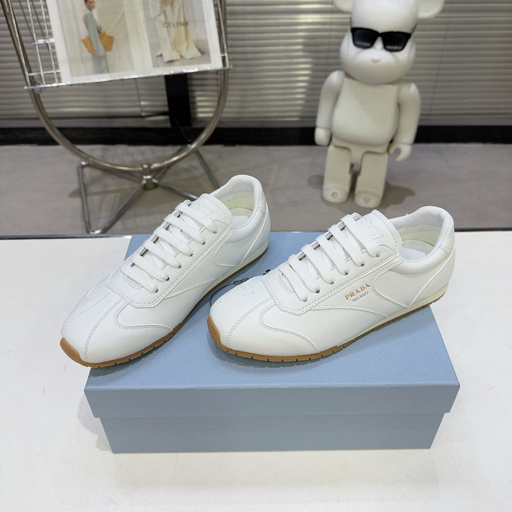 P-Sneakers