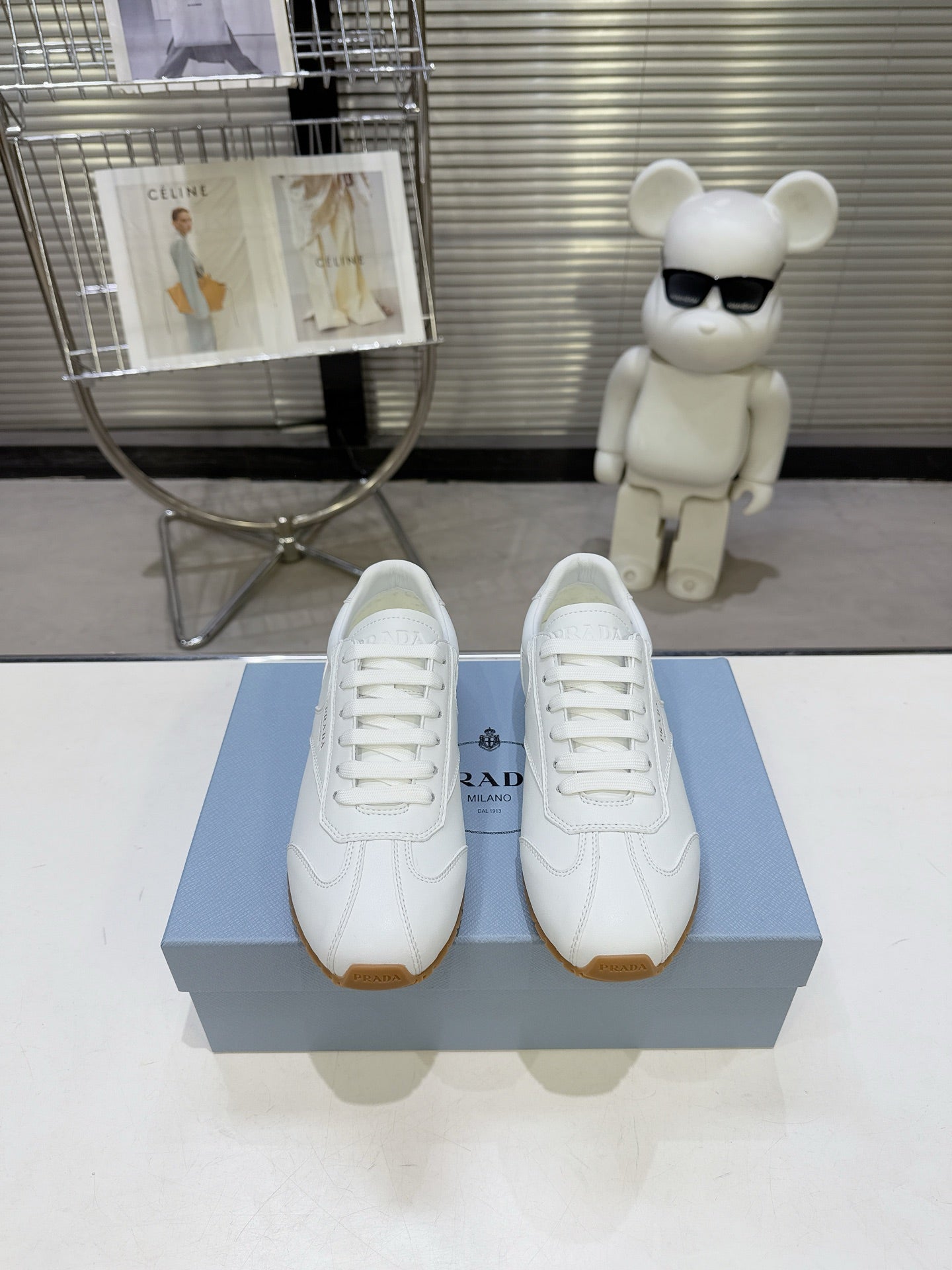 P-Sneakers