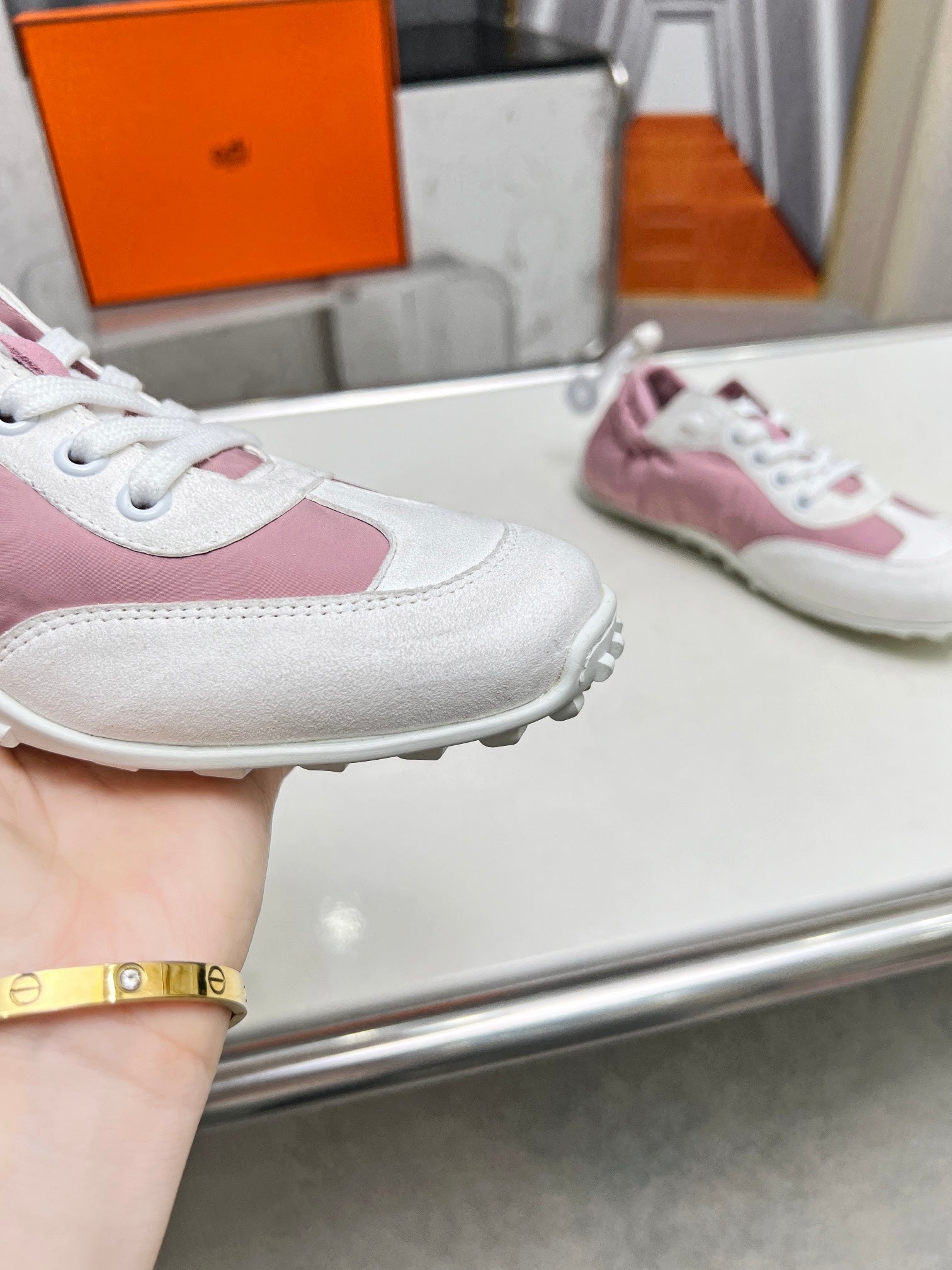 A-Sneakers