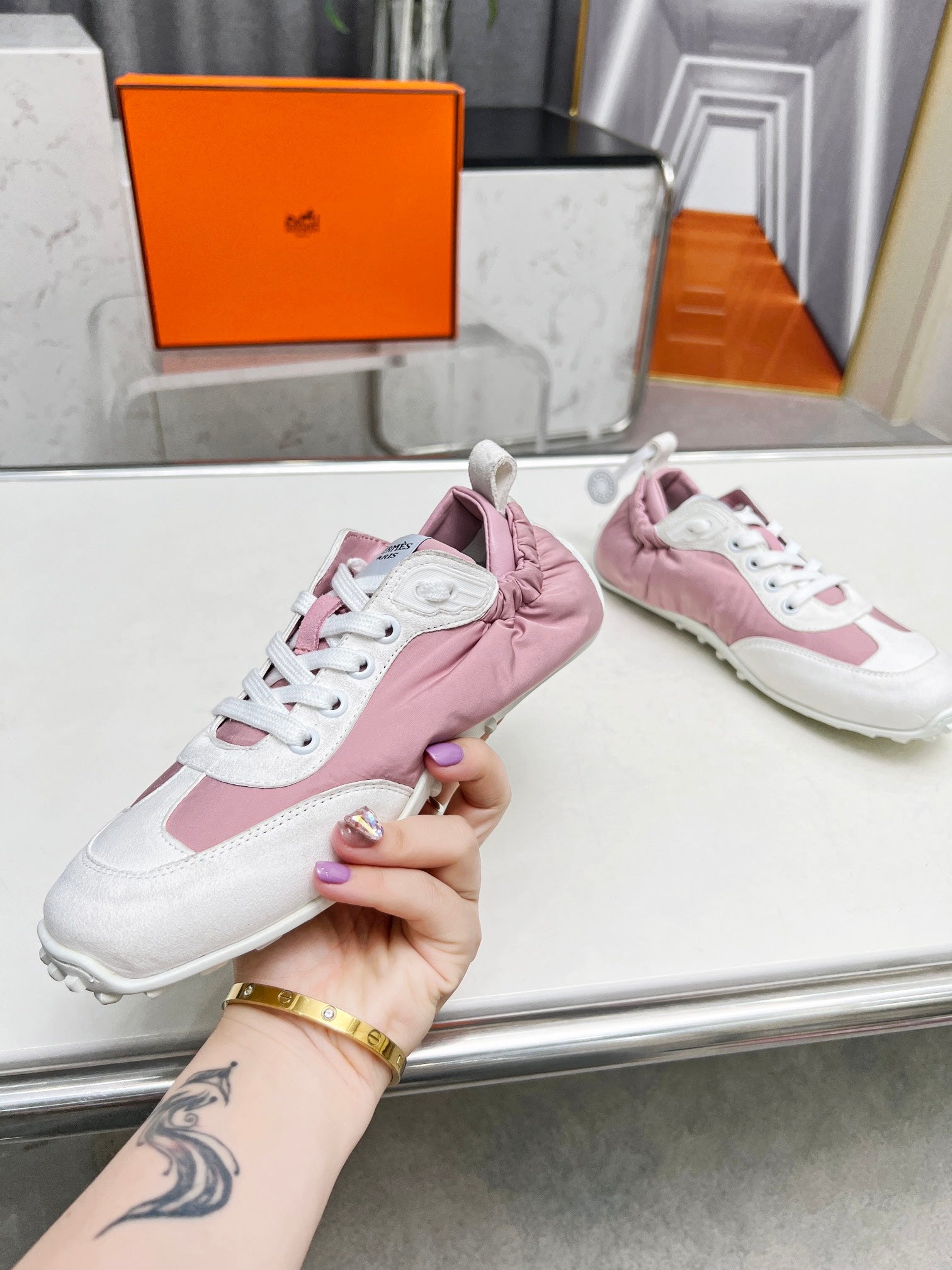 A-Sneakers