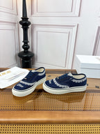 D-Sneakers