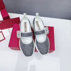 R-Sneakers