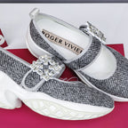 R-Sneakers
