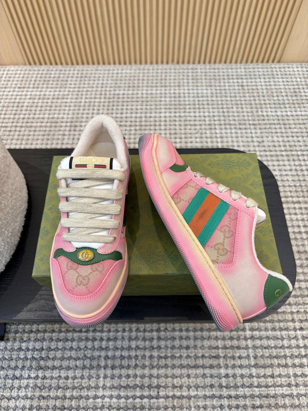 G-Sneakers