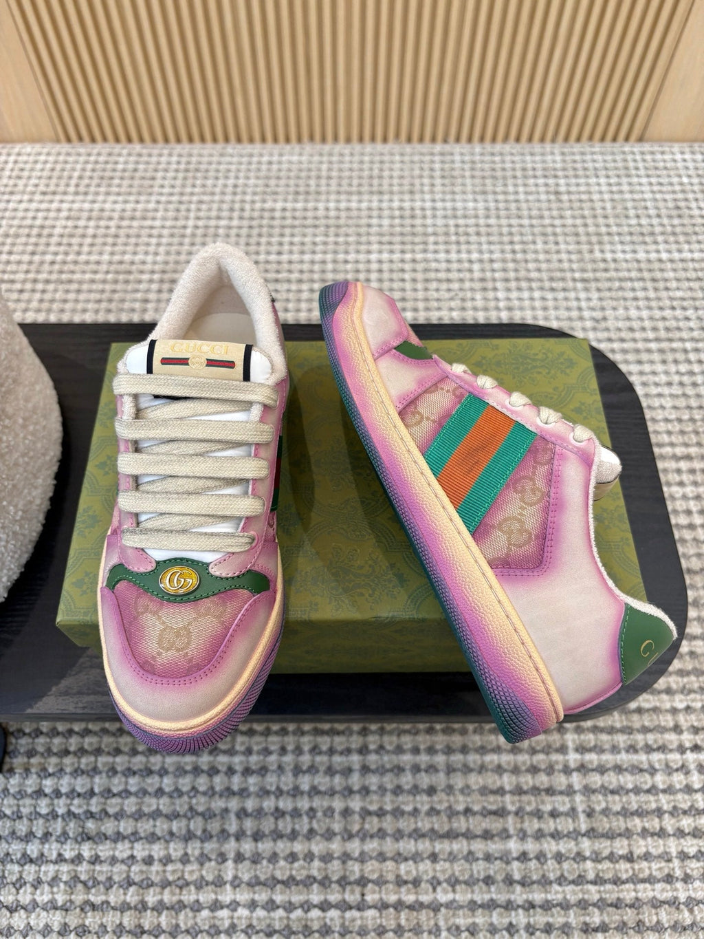 G-Sneakers